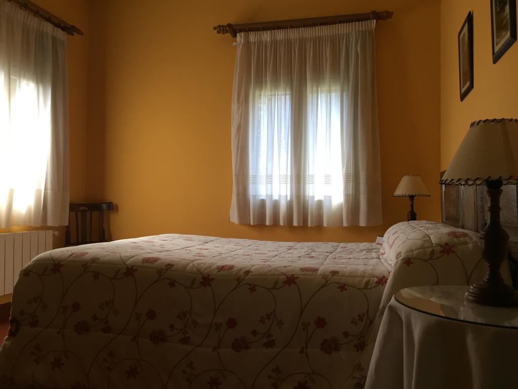 Casa Rural Sierra De Tormantos Guijo de Santa Bárbara Buitenkant foto